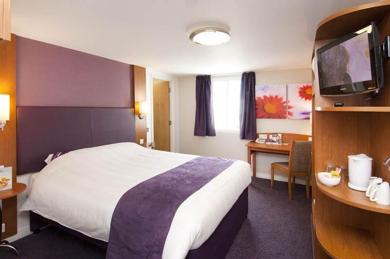 Premier Inn Manchester Bury Kültér fotó
