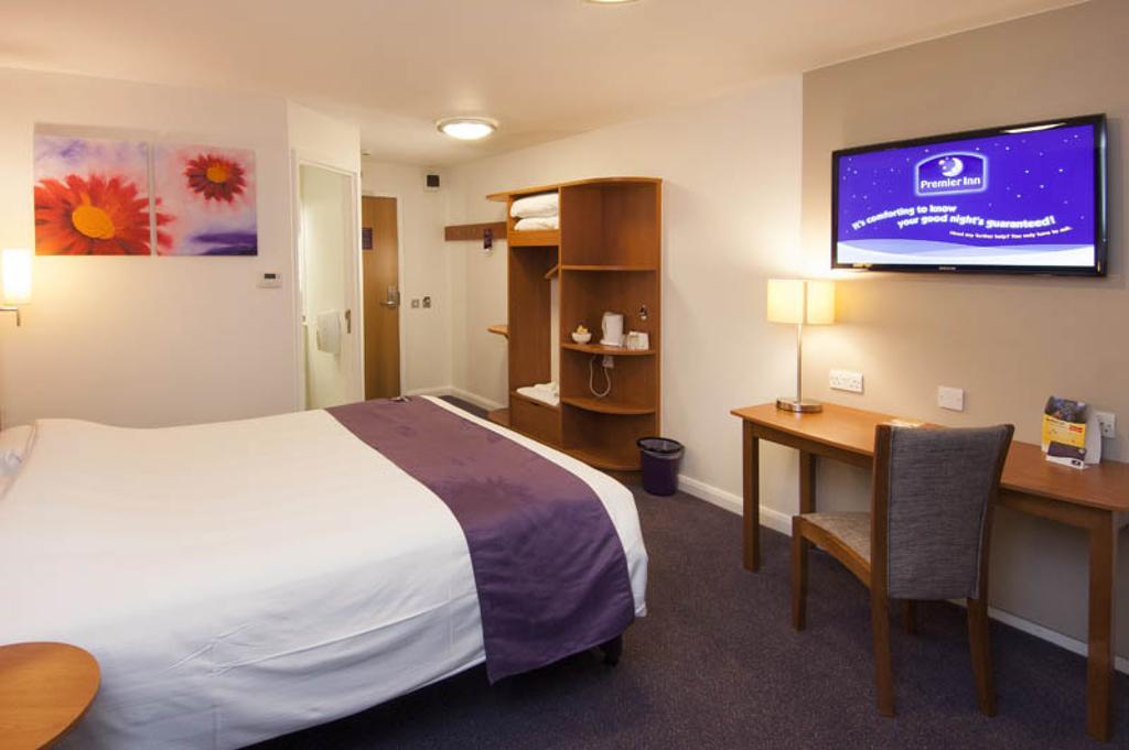 Premier Inn Manchester Bury Kültér fotó